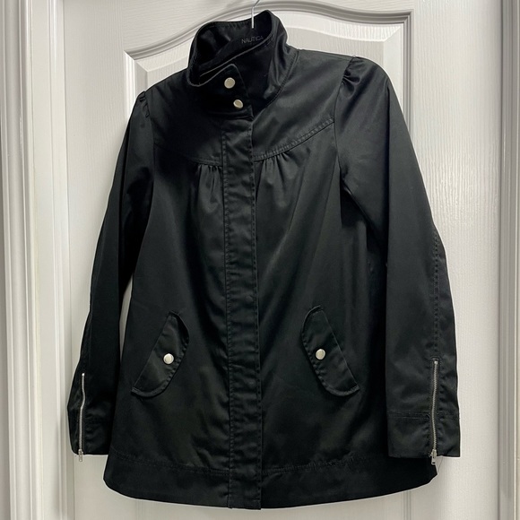 H&M | Light Jacket - Picture 1 of 13